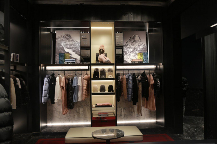 Moncler showroom cheap